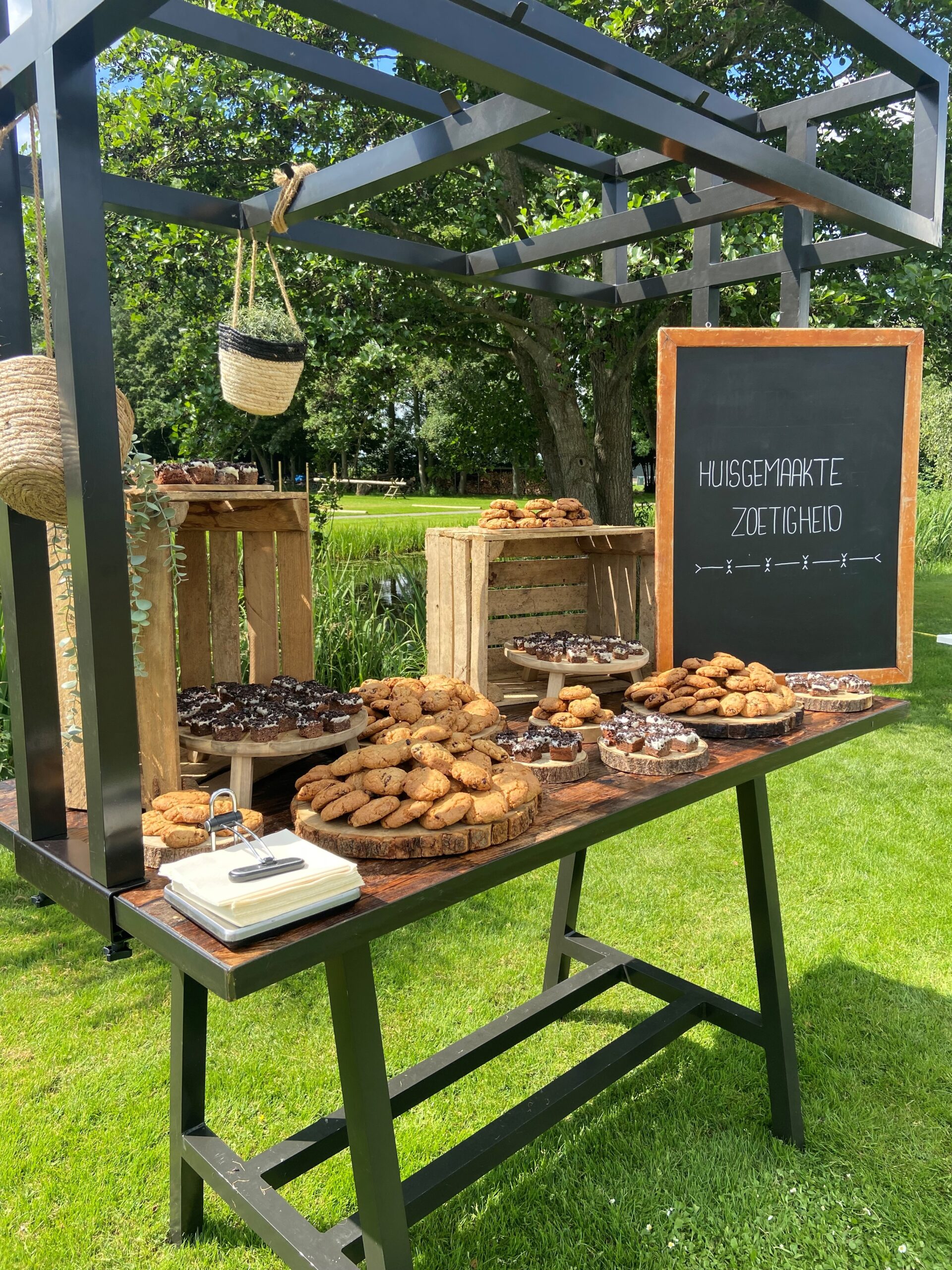 Huisgemaakte zoetigheden bij Buitenplaats Kameryck
